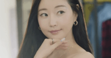 Kim Sa rang delivers bold comedy on SNL Korea stunning fans with her appearance