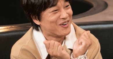 Cha Tae hyun and Shin Seung ho share a laugh over Achoo Syndrome on Handsome Guys