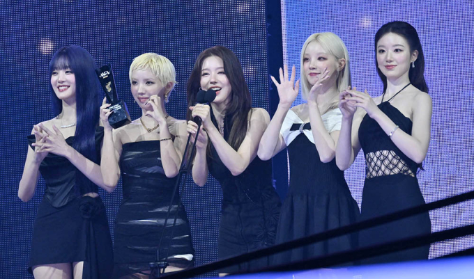 Stars gather for splendid performances at Asia Star Entertainer Awards 2025