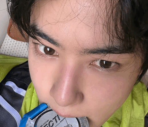 Cha Eunwoo completes 11km run at 2025 TNF 100 Gangwon with charming visuals