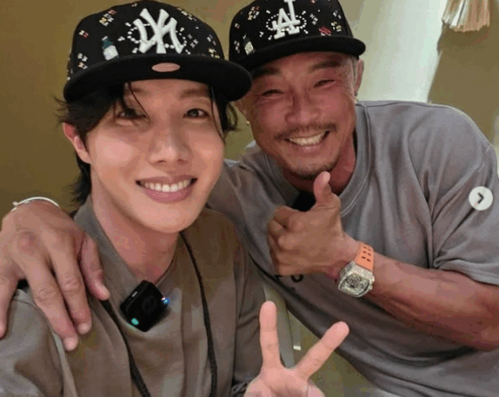 Choo Sung hoon and JHope show their friendship with matching fashion and a selfie
