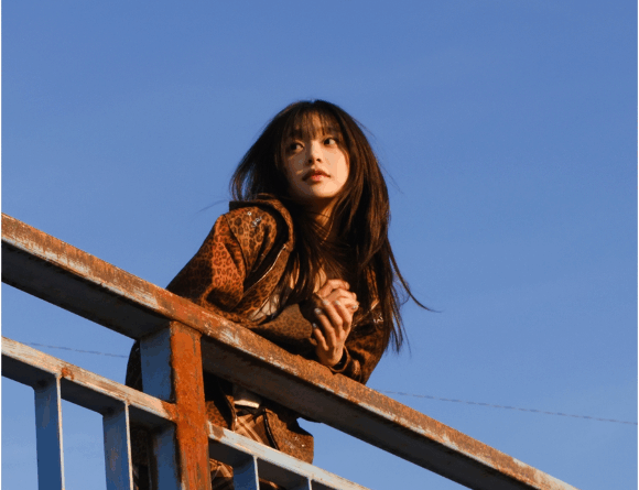 CHUU returns to Hanwha Life Eagles Park to throw first pitch and sing anthem