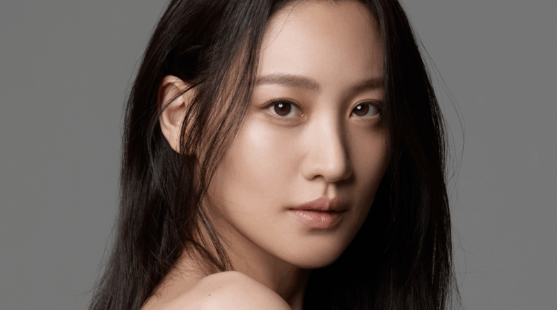 Korean actress Claudia Kim signs with Saram Entertainment for global career expansion