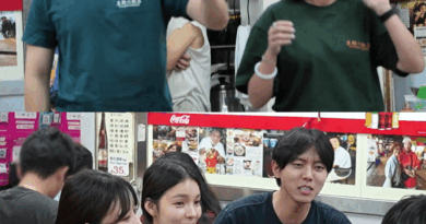 Hangout with Yoo cast meets Hong Kong couple for touching reunion and gift exchange