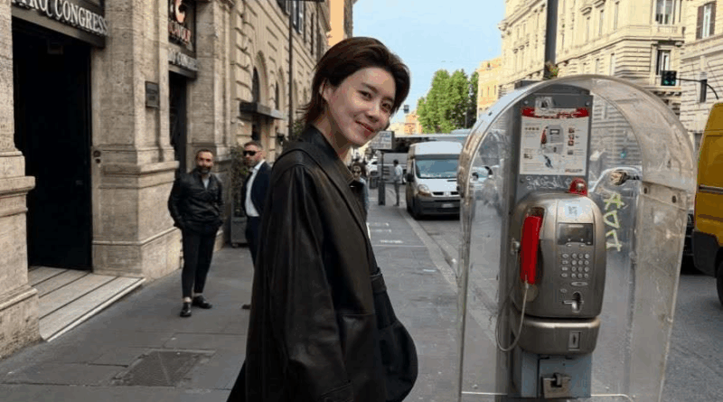 Jang Do yeon shows her chic androgynous look in a black leather jacket in Europe