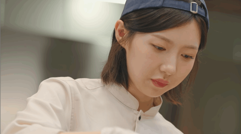 Joo Hyunyoung shines in Netflix food talk show Joo gwan Restaurant