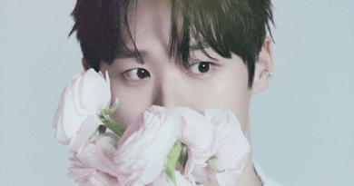 Jung Seungwon performs at his first solo concert in Seoul 2025