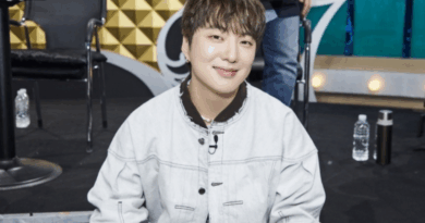 Kang Seung yoon joins King of Mask Singer panel showcasing his seasoned insight