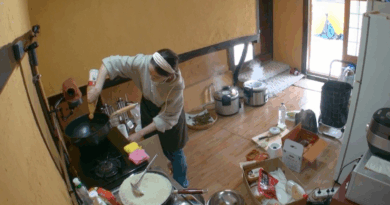 Lee Minjung cooks for 100 people on KBS 2TV under extreme weather conditions