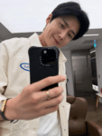 K-Drama Star Kim Seon-ho Shines in Selfies and Sets Stage for Netflix Comeback