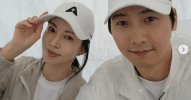 Kim So-yeon and Lee Sang-woo show couple look at womens marathon