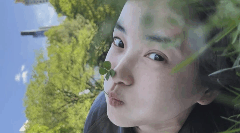 Kim Tae ri shares lucky four leaf clover Instagram photos full of style and charm