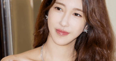 Korean actress Lee Ji-ah attends GRAFF pop-up event in Seoul wearing elegant style