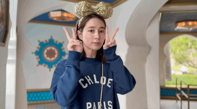Lee Minjung shares fun park visit with her son in cute YouTube filming story