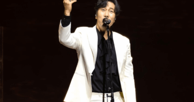 Lee Moon sae completes Theater Season 4 with sold out tour in Korea