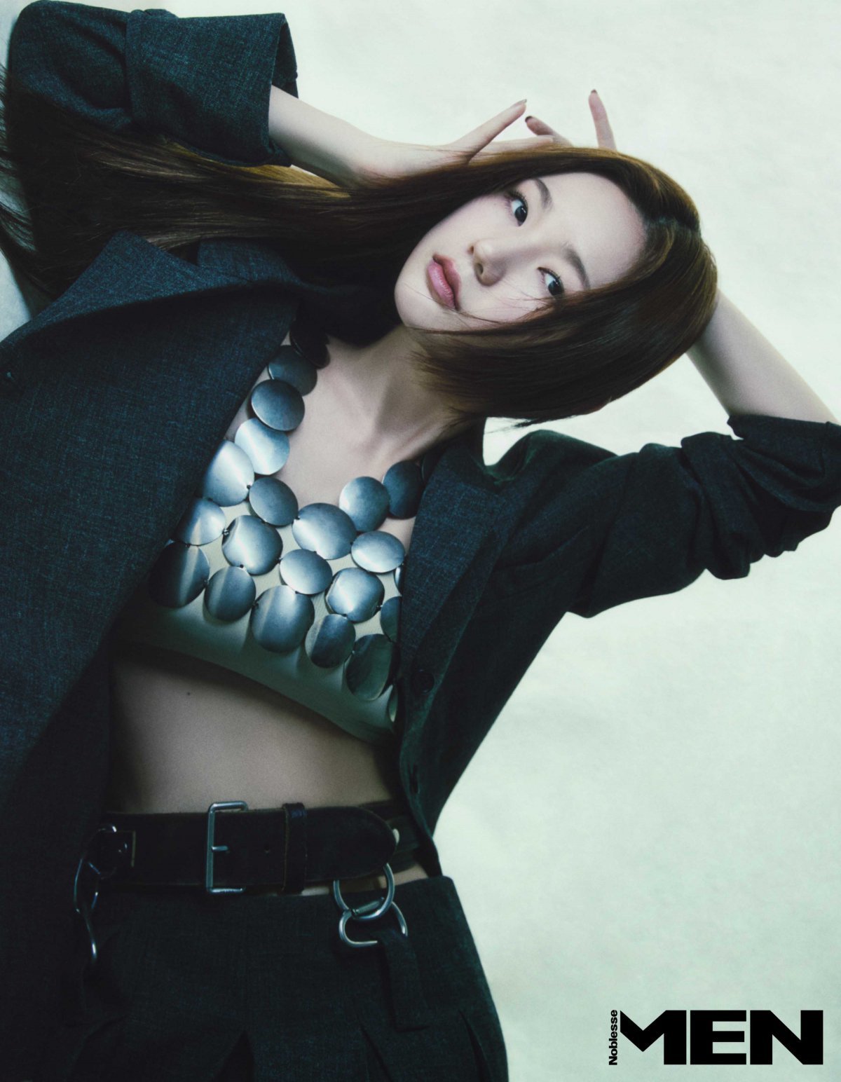 Lee Eun-Sam captivates the audience in her latest project, with fashion and charm