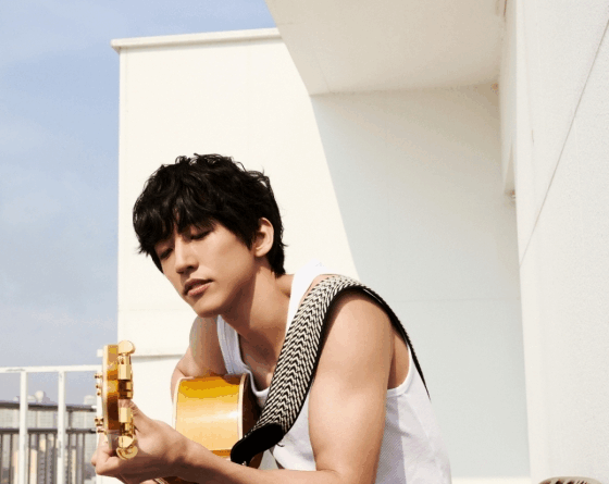 Lee Seungyun performs at Korean college festivals and international music events
