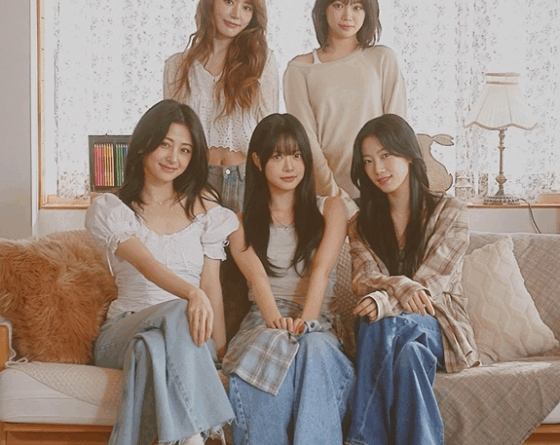 Le Sserafim celebrates 3rd anniversary with fans through touching fan event