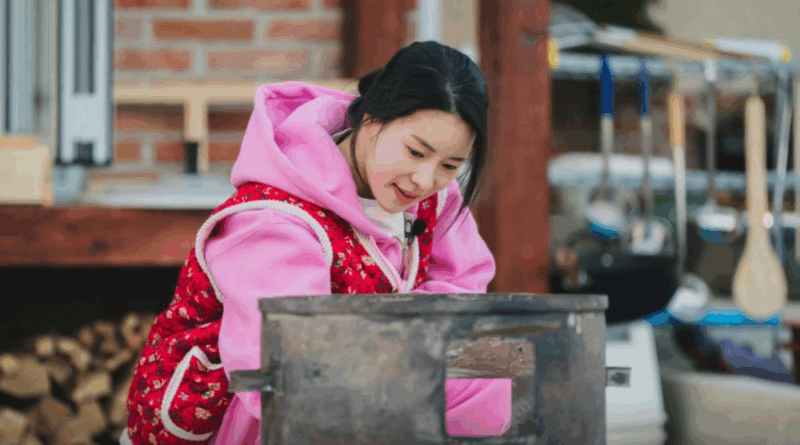 Lim Ji yeon shines on Fresh off the Sea 2 showcasing her hardworking lifestyle