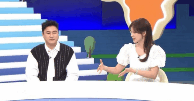 Ahn JungHwan shares prenatal music story on Korean show Line Family