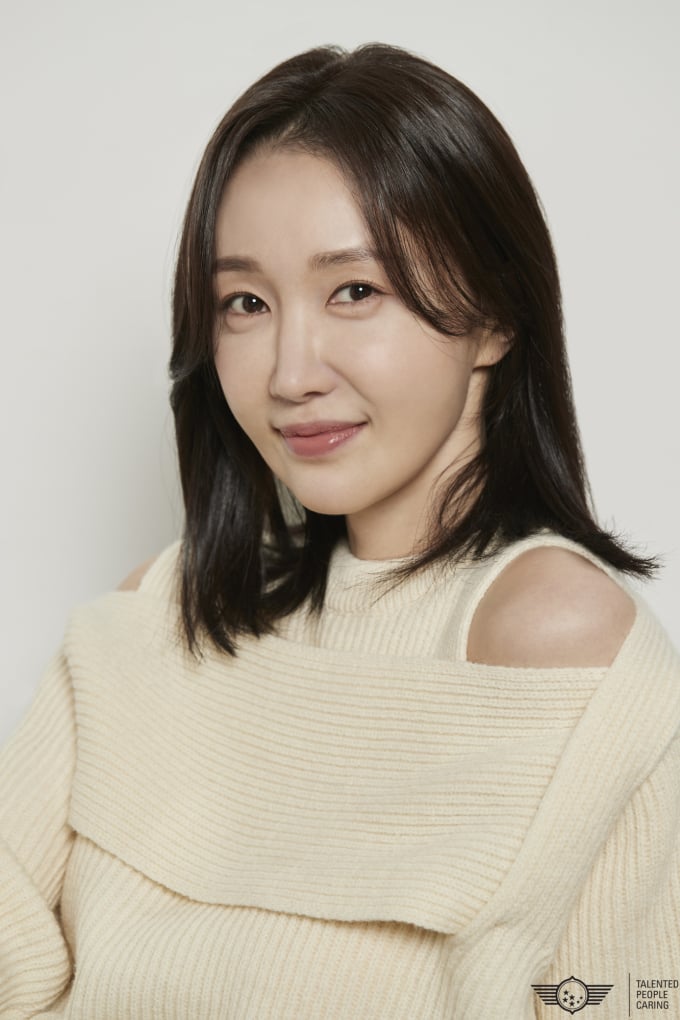 Oh Yeon-ah joins Disney series The Knife-Wielding Hunter with an intriguing role