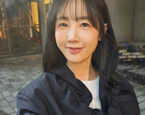 Korean singer Star discusses her shingles diagnosis and recovery