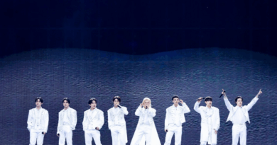 Stray Kids perform live in Japan drawing over 220000 fans in groundbreaking concerts