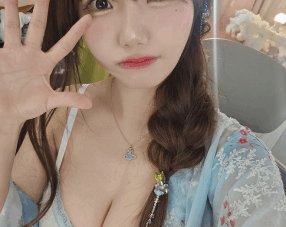 Korean streamer Syureon Syureon shares stunning Instagram photo with fans