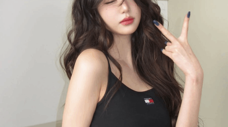 Wonyoung of IVE shares stunning photos from brand ambassador shoot
