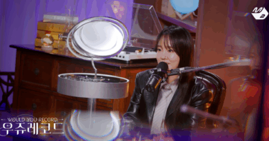 Younha leads new space themed Kpop talk show Wuju Record on Mnet Digital Studio M2