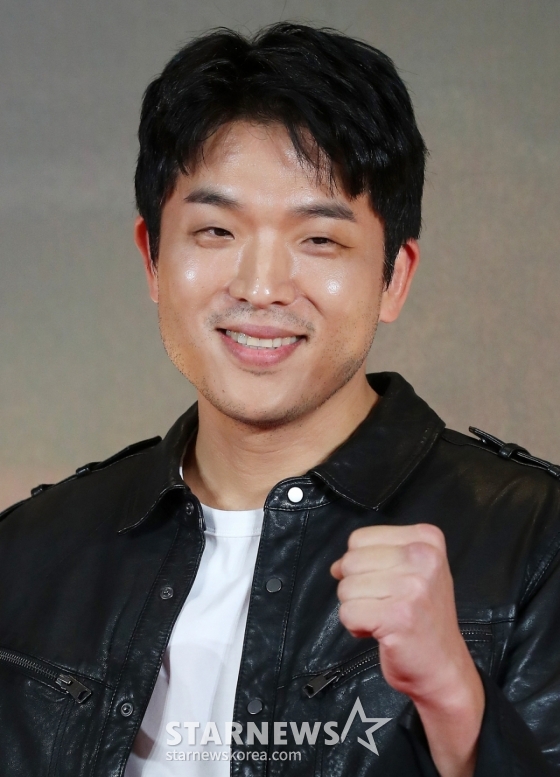 Chef An Sung-jae signs with Management Seesun, expanding his career horizons