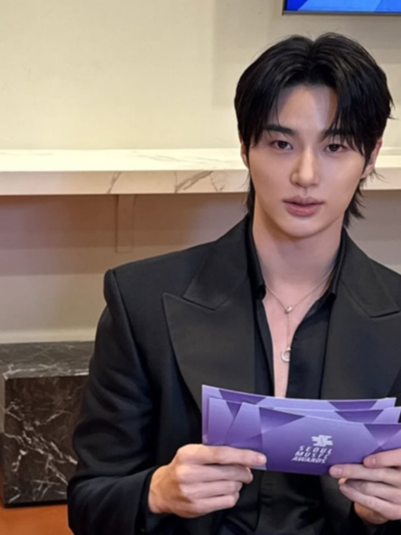 Bae In-hyuk Captivates Fans with Behind-the-Scenes at Seoul Music Awards
