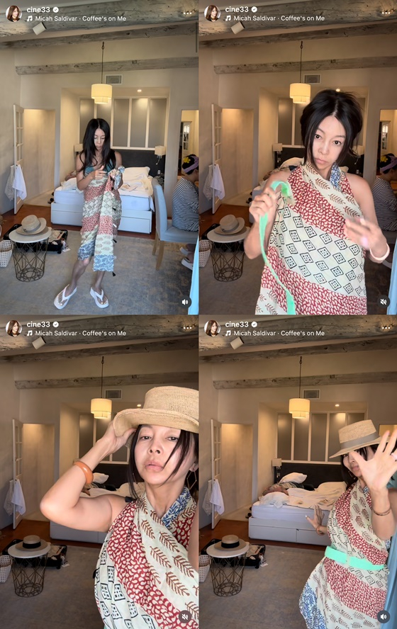 The timeless elegance of Hwang Shin-hye shines through her bohemian chic outfit.