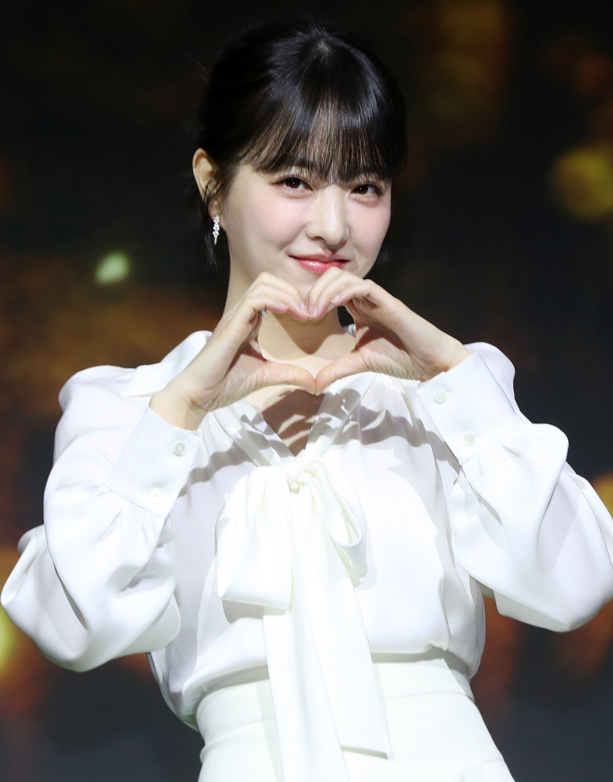 Park Bo-young fan meeting postponed as announced by BH Entertainment.