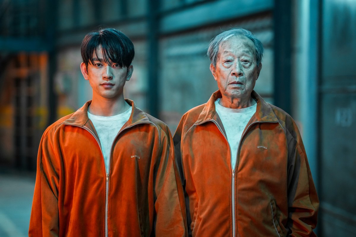 Discover the electrifying performances in 'High Five' movie.