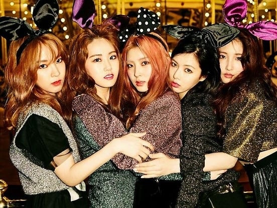 HyunA shares nostalgic group photos to mark 16th anniversary of 4minute