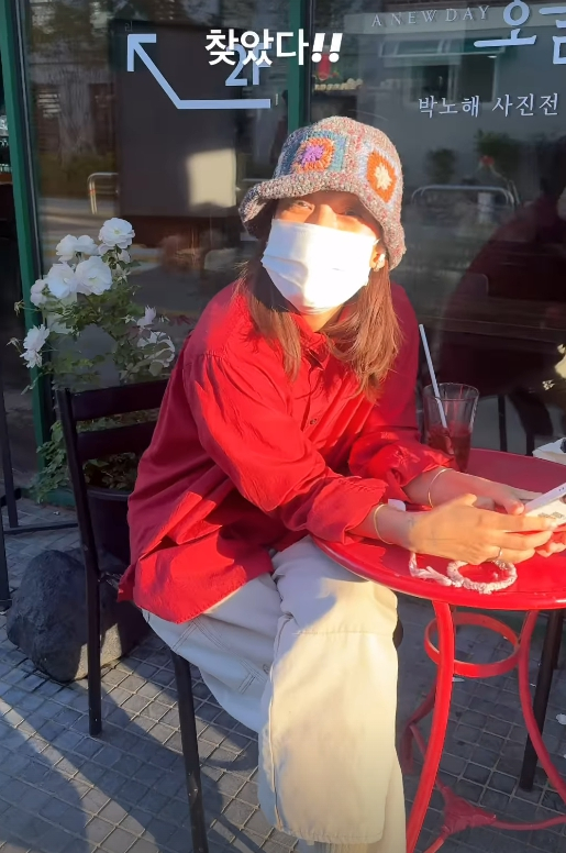 Lee Sang Soon and Lee Hyori on an affectionate date in Jongno Seoul