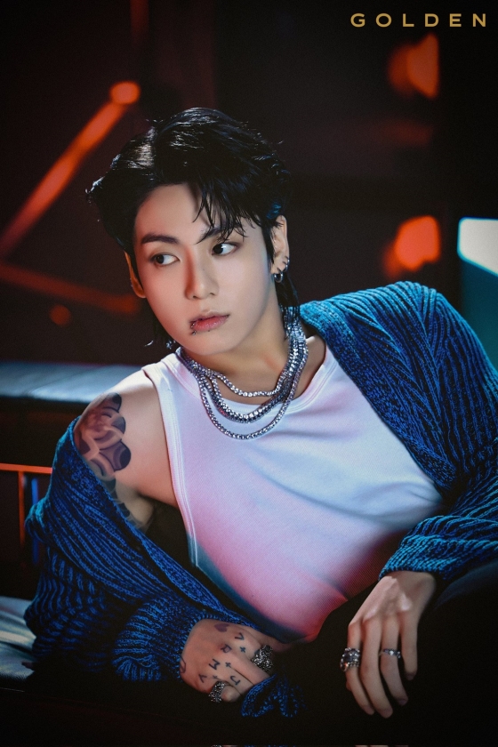 Jungkook receives massive fan support as he returns from military service.