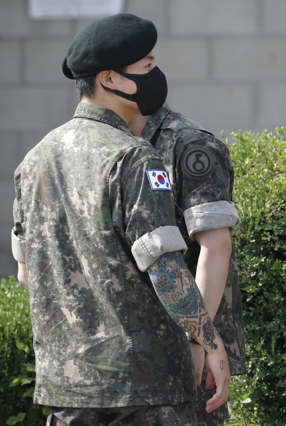 BTS Jungkook celebrates military discharge and debut anniversary with fans.