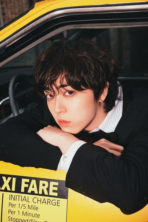 JUNNY releases new pop single 'Selfish' in 'essential; With Artist' project.