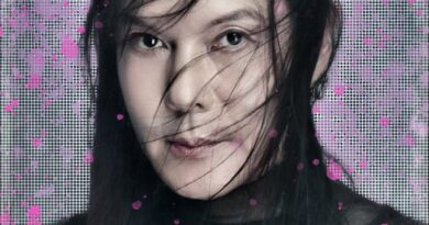 Kim Jong-seo’s Intimate Encore: A Legend Returns to a Smaller Stage