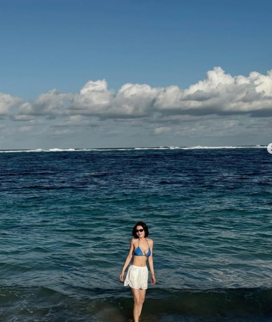Kwon Eun-bi captures hearts in Bali stunning fans with her impeccable beach style