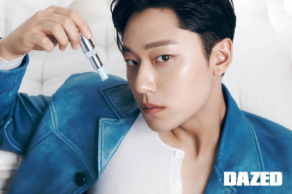 Actor Lee Do-hyun graces Dazed Magazine post military return