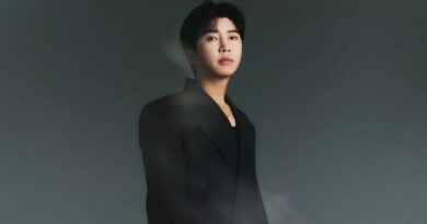Seattle Fan Club Honors South Korean Singer Lim Young Woong with Generous Donation