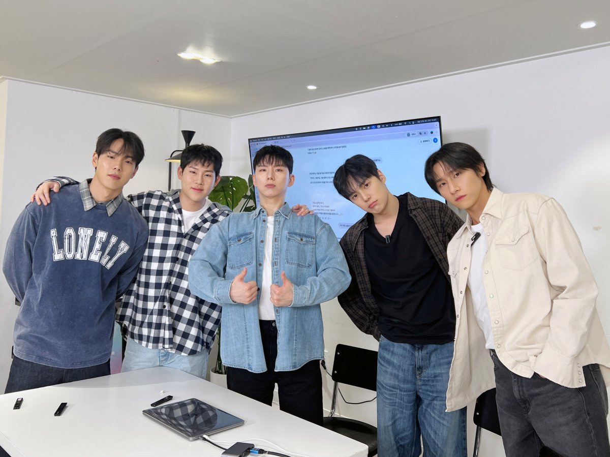MONSTA X explores storytelling with ChatGPT in their unique reality show episode