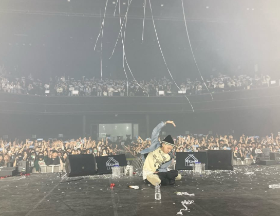 Concert of Rapper NOEL showcases his resilience after father Jang Jewon's passing.
