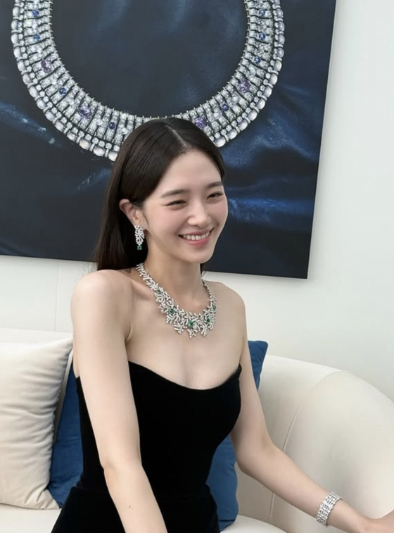 K-Drama star Park Gyu-young captivates at a luxury event with elegant visuals
