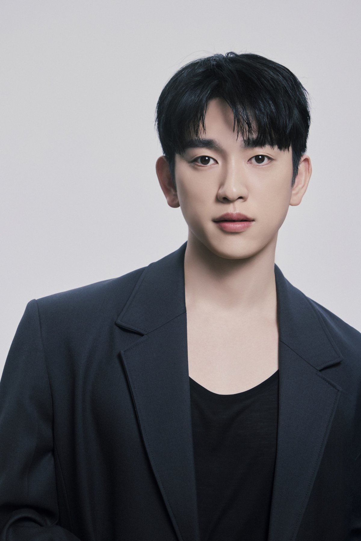 In Our Unwritten Seoul and High Five Park Jin-young showcases dynamic acting skills