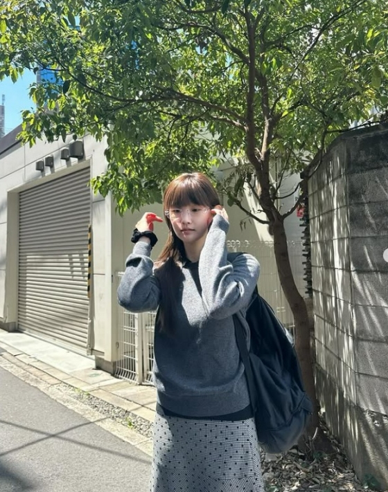 Park So-dam shares highlights from her Japanese journey reflecting cheery travel moments