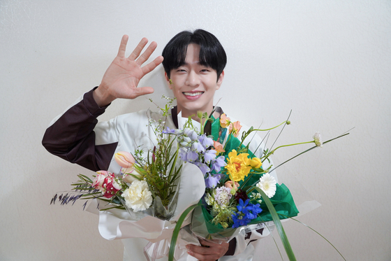 Actor Seungwoo Lee shares his experience in '24 Hour Fitness Club'